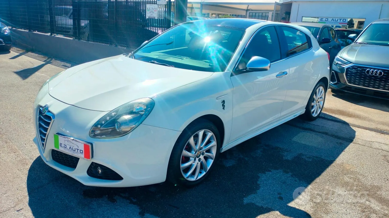 Alfa Romeo Giulietta 2011 photo 2