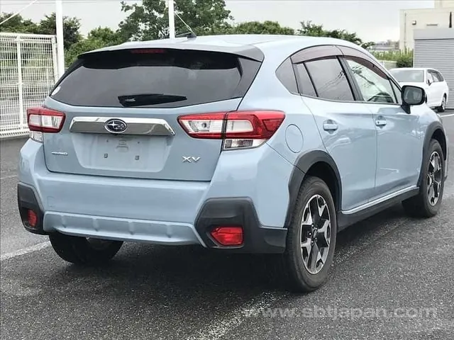 Subaru Xv 2017 photo 4