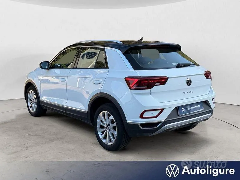 Volkswagen T-Roc 2023 photo 3