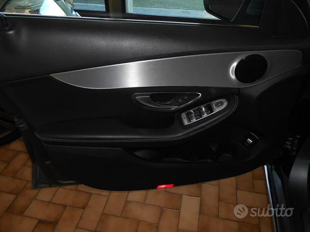 Mercedes-Benz C-Class 2017 photo 5