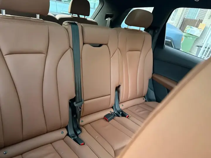 Audi Q7 2022 photo 5