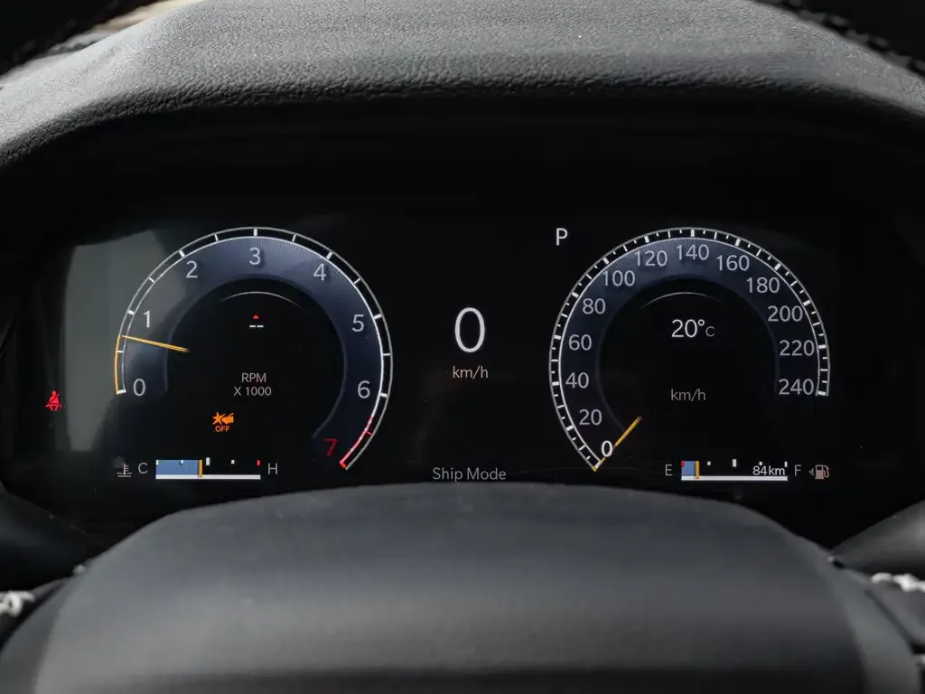 Jeep Grand Cherokee 2026 photo 4