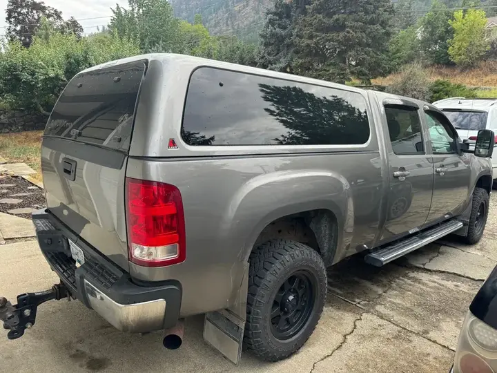 GMC Sierra 2500Hd 2008 photo 3