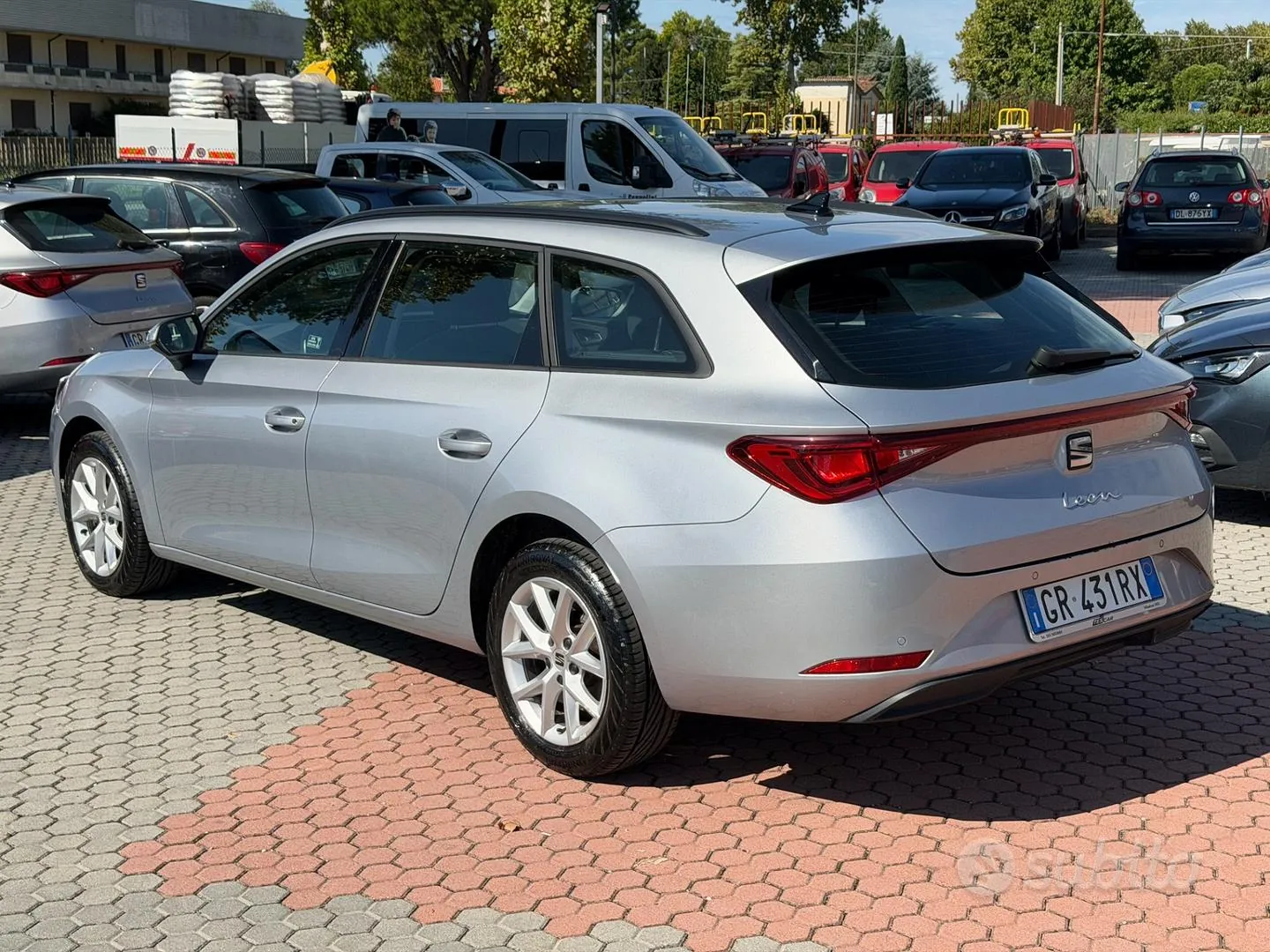 Seat Leon 2023 photo 4