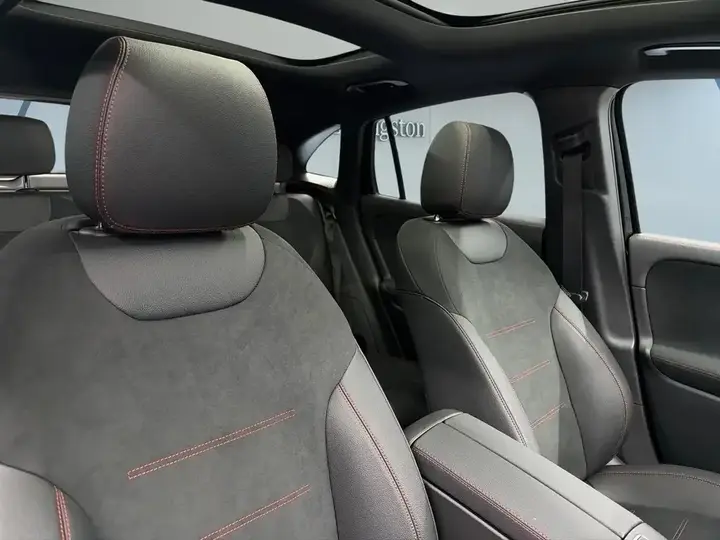 Mercedes-Benz Gla 2026 photo 3