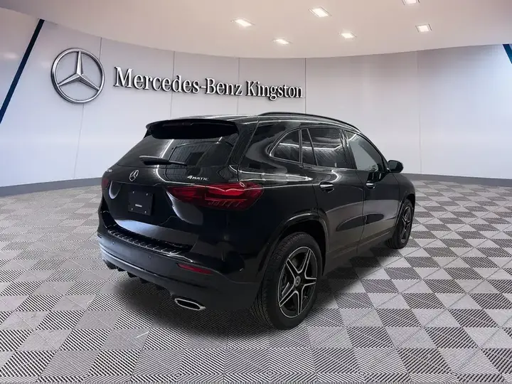 Mercedes-Benz Gla 2026 photo 4