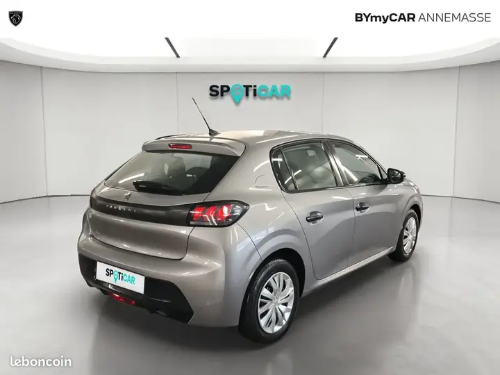 Peugeot 208 2022 photo 5