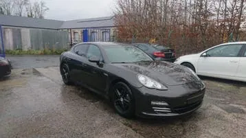 Porsche Panamera 2011 photo 3