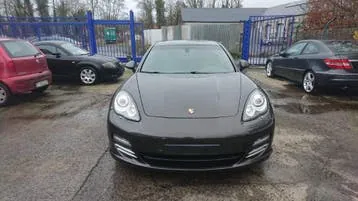 Porsche Panamera 2011 photo 2