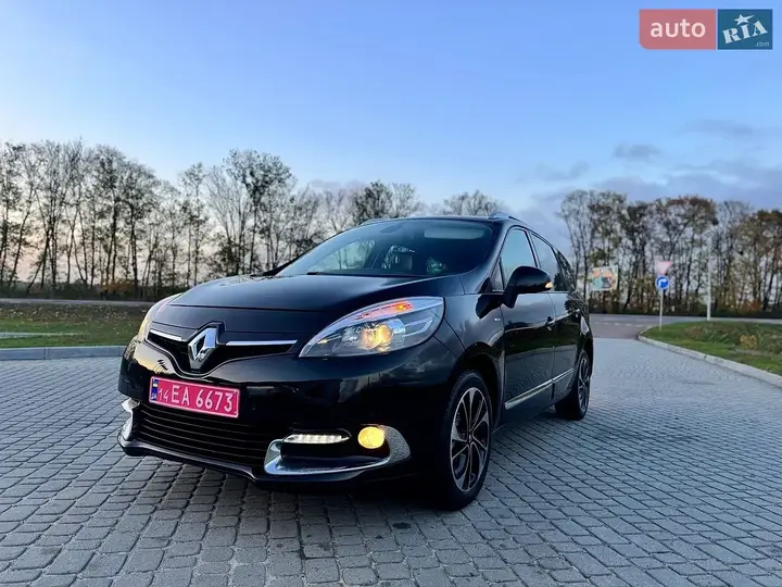 Renault Grand Scenic 2015 photo 4