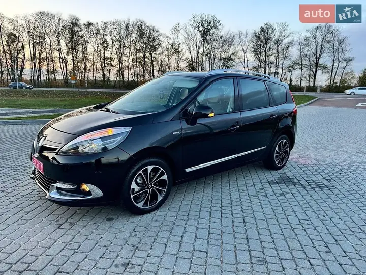 Renault Grand Scenic 2015 photo 5