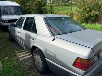 Mercedes-Benz 300D Turbo