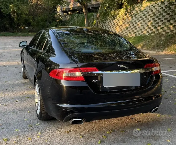 Jaguar Xf 2009 photo 3