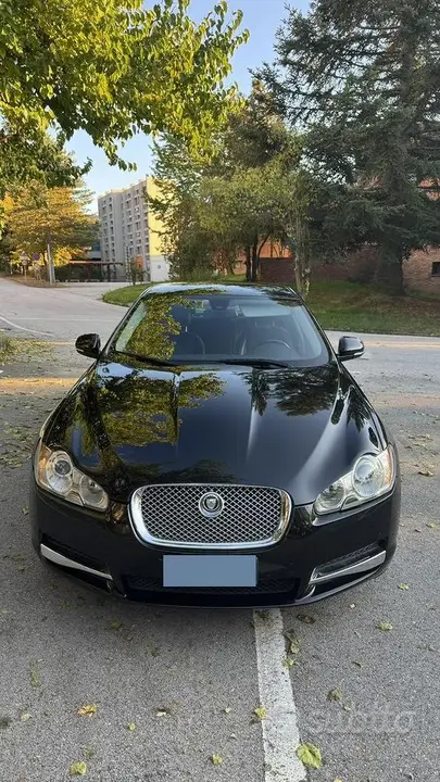 Jaguar Xf 2009 photo 2