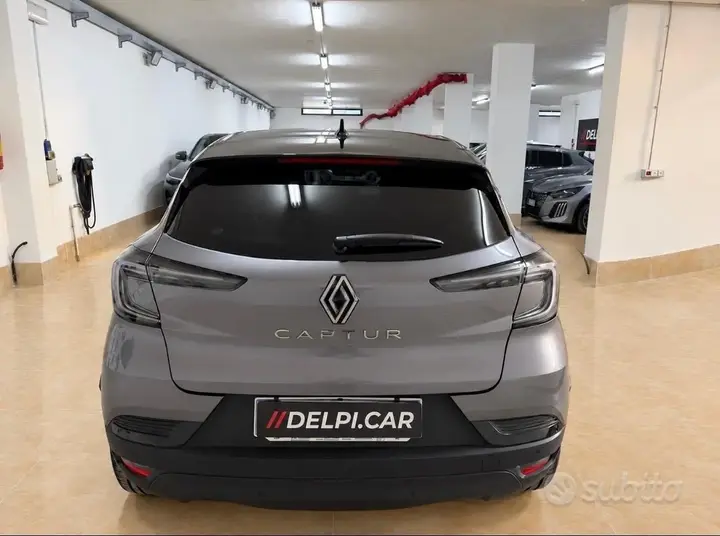Renault Captur 2026 photo 4