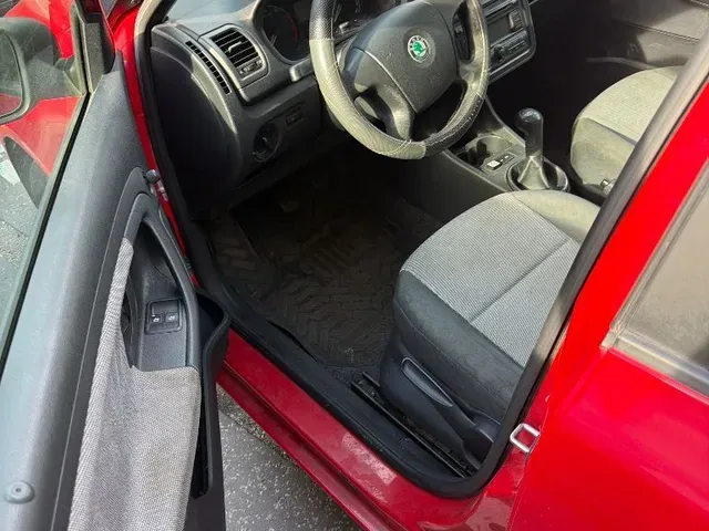 Skoda Fabia Combi 2009 photo 4