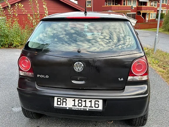 Volkswagen Polo 2006 photo 4