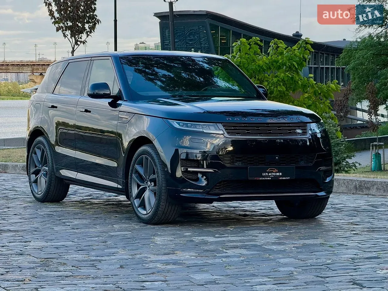 Land Rover Range Rover Sport 2022 photo 2