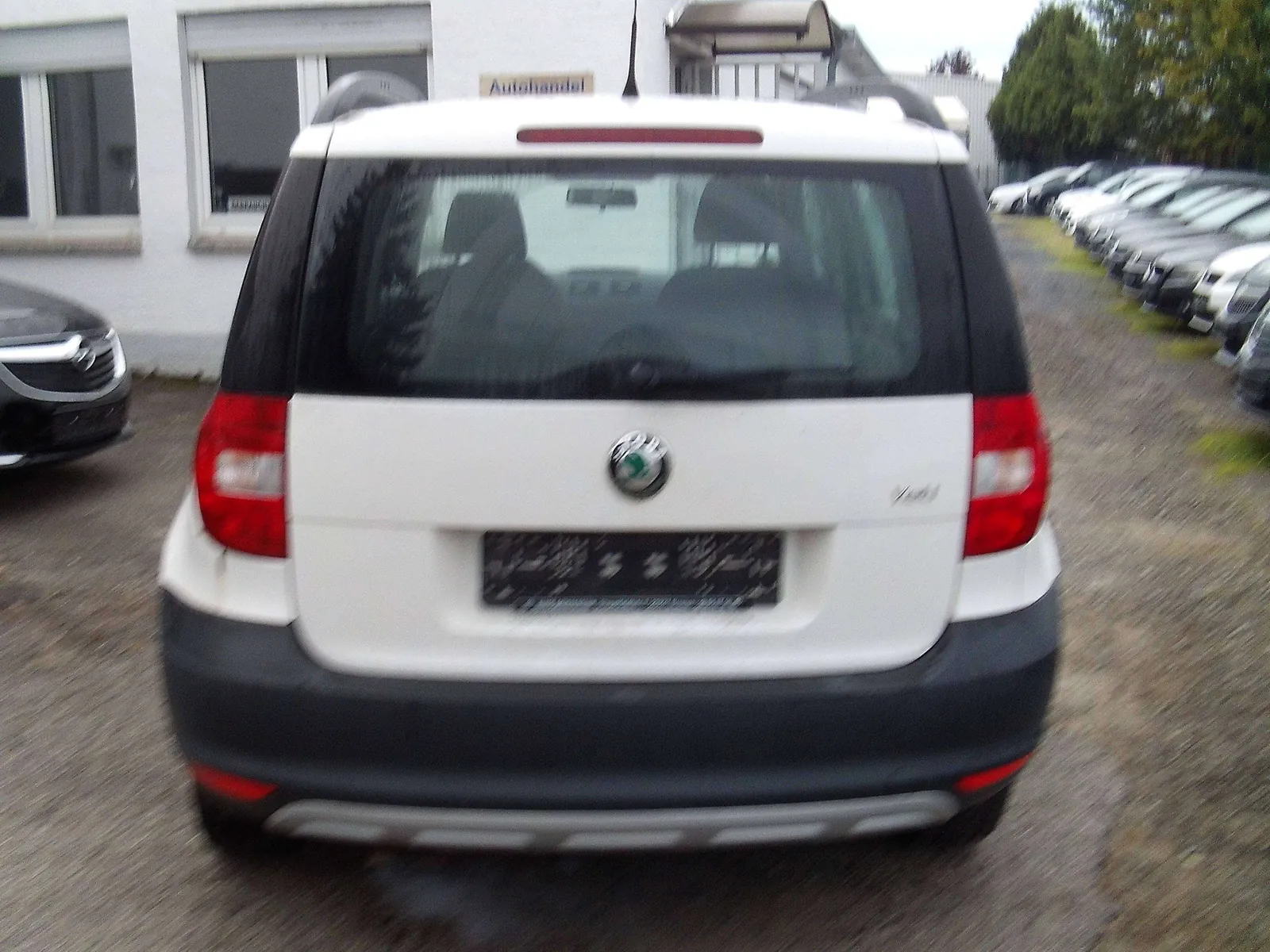 Skoda Yeti 2010 photo 4