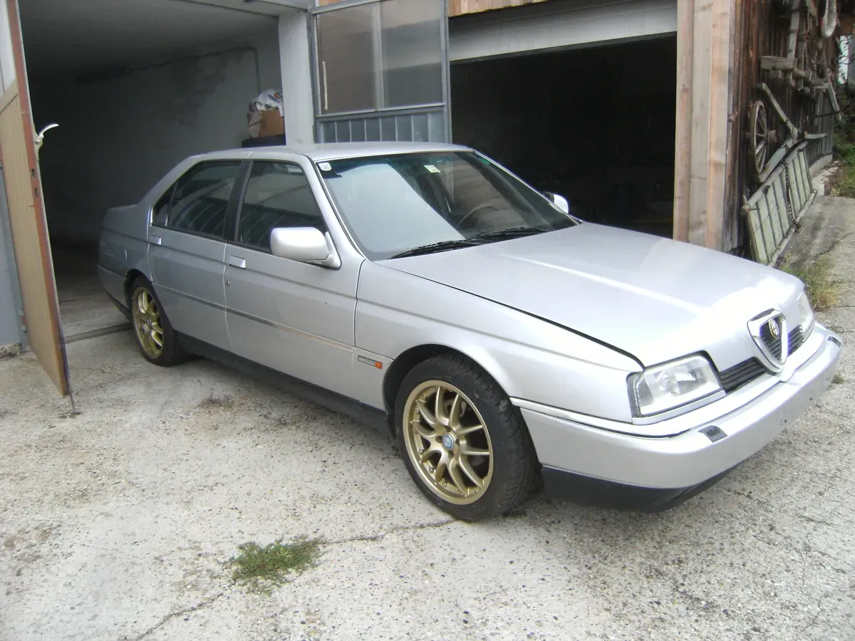 Alfa Romeo 164