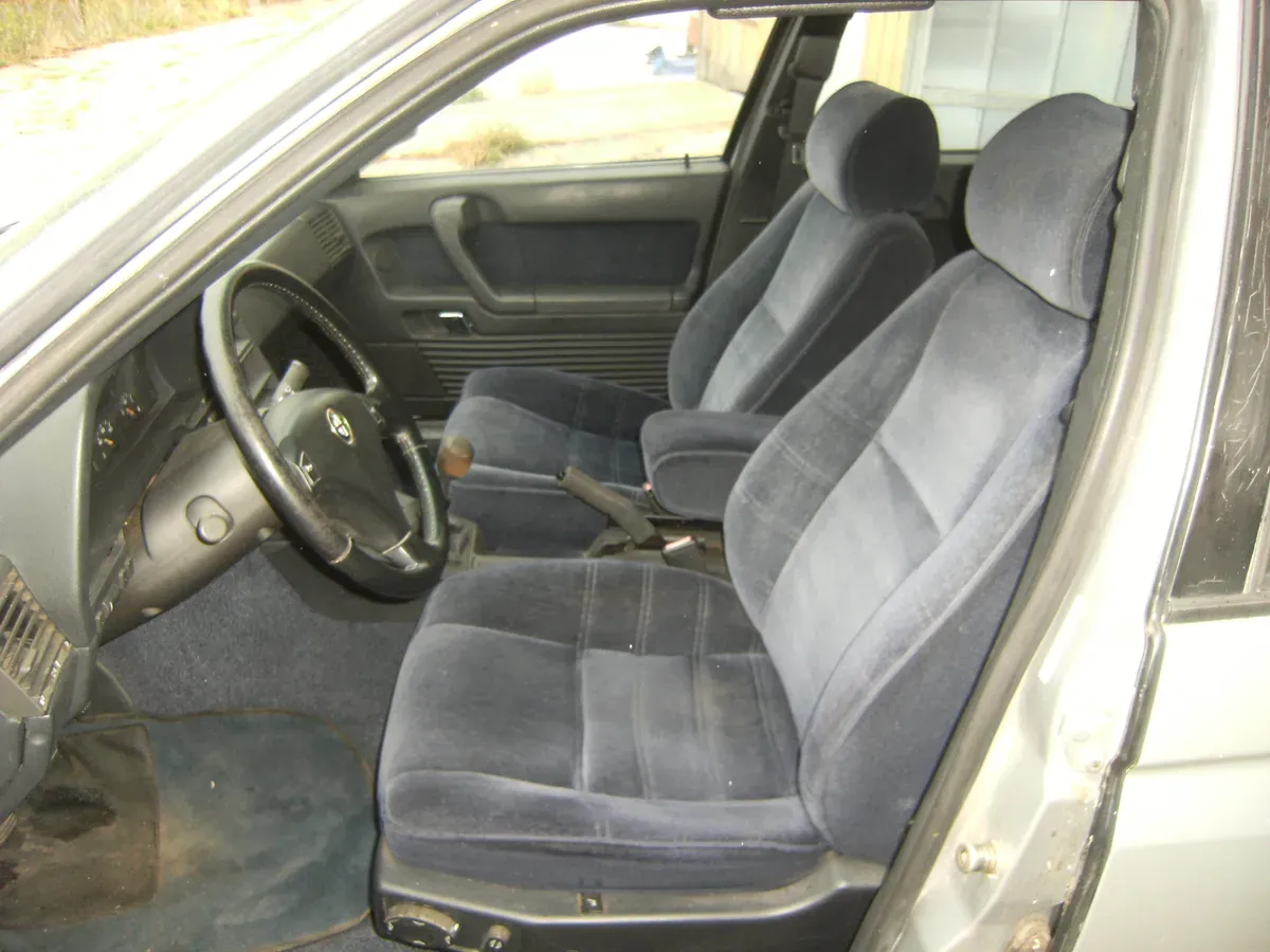 Alfa Romeo 164 1994 photo 3