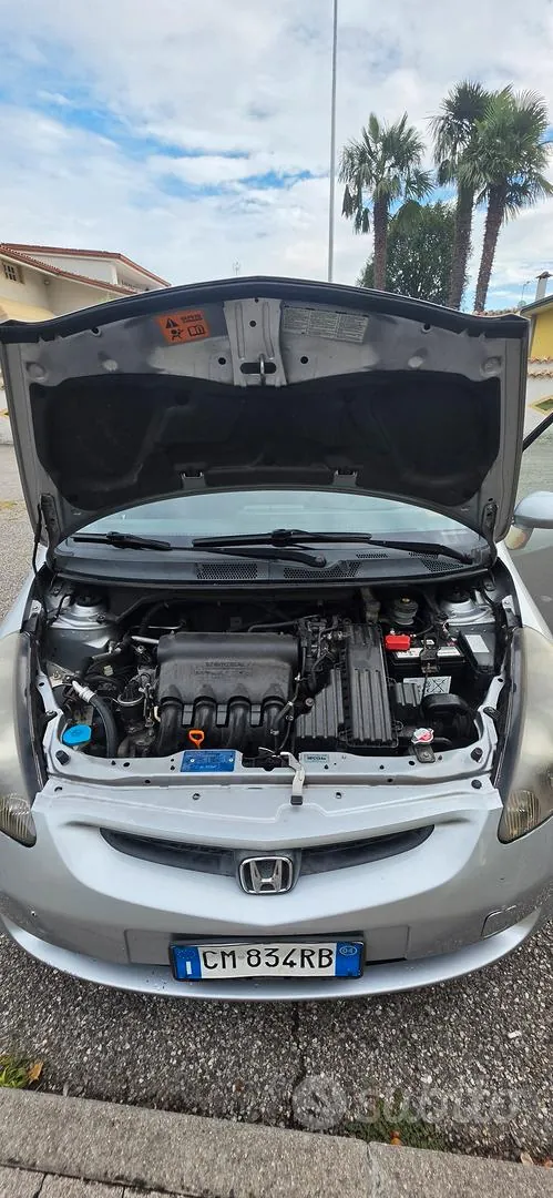 Honda Jazz 2004 photo 4
