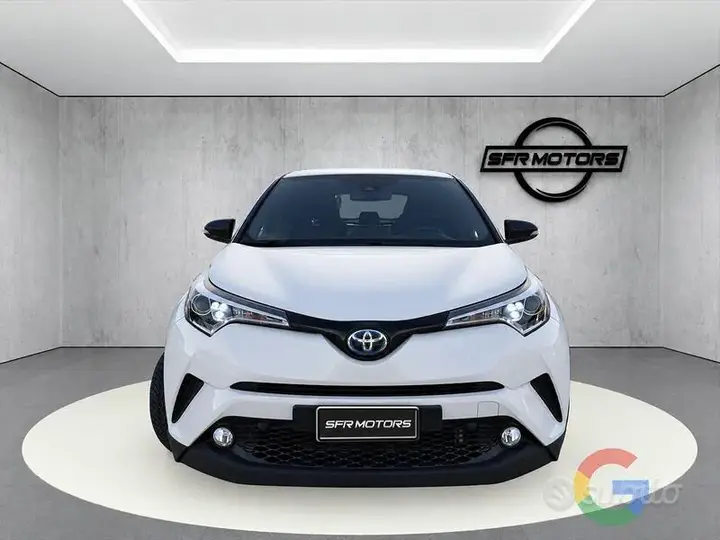 Toyota C-Hr 2019 photo 2