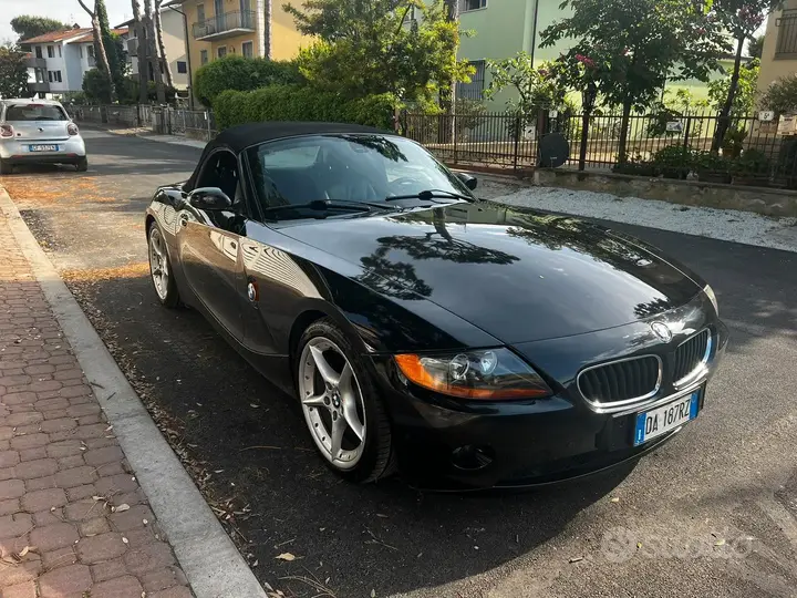 BMW Z4 2006 photo 2