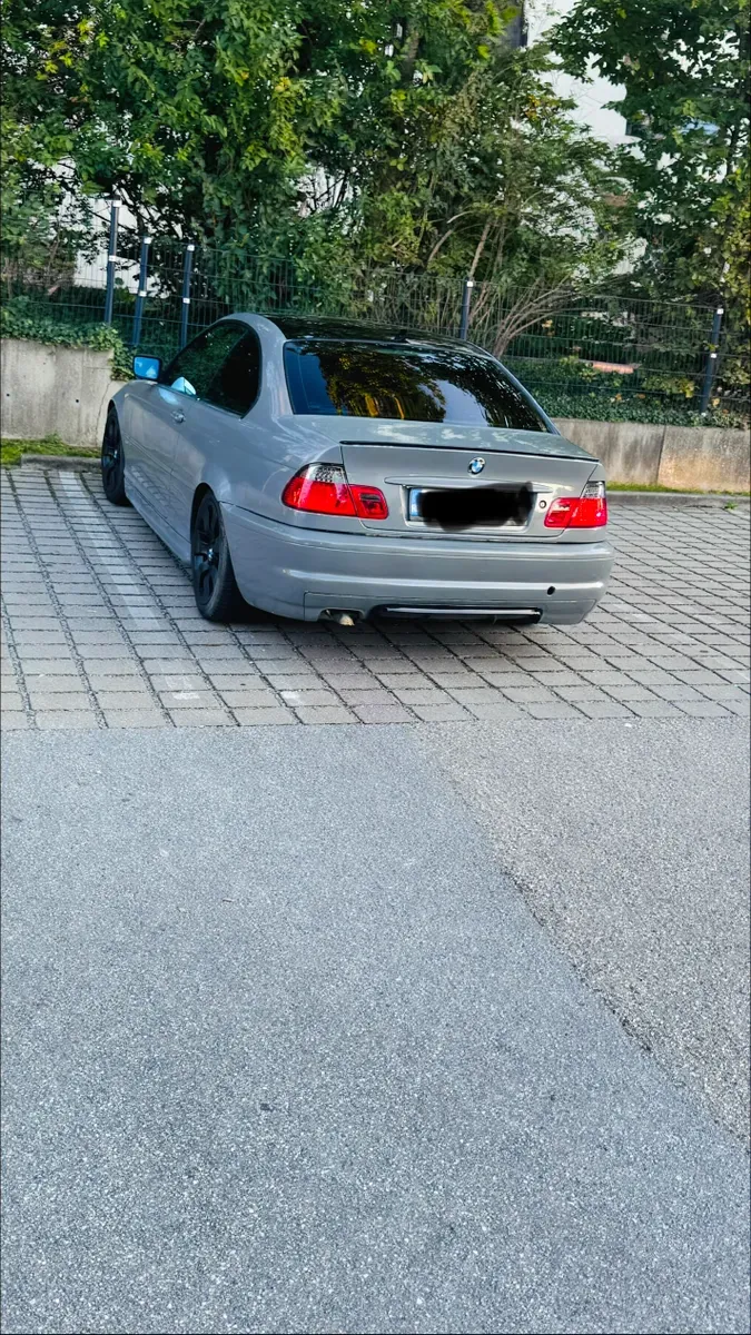 BMW 3 Series 2004 photo 3