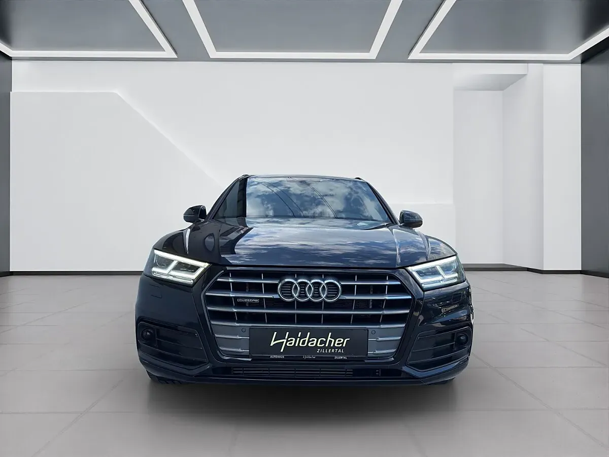 Audi Q5 2020 photo 2