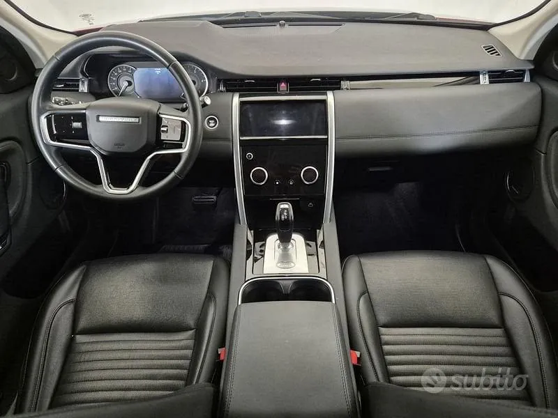 Land Rover Discovery Sport 2022 photo 4
