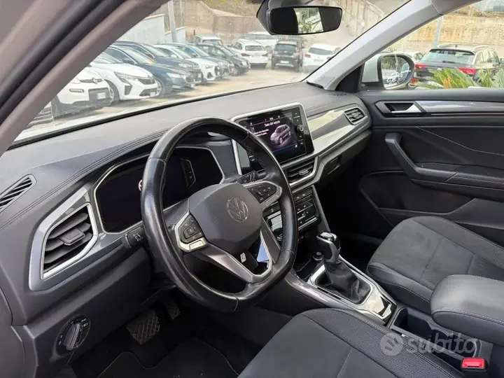 Volkswagen T-Roc 2023 photo 4
