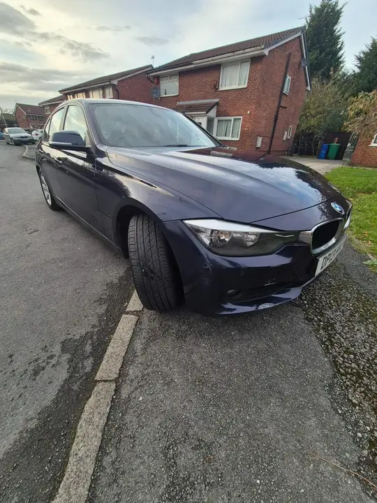 BMW 3 Series 2013 photo 2