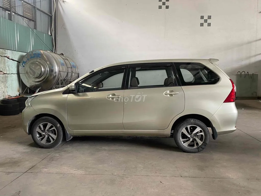 Toyota Avanza Premio 2018 photo 4