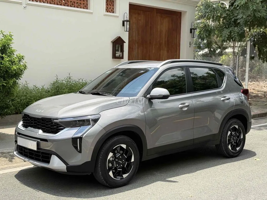 Kia Sonet 2025 photo 2