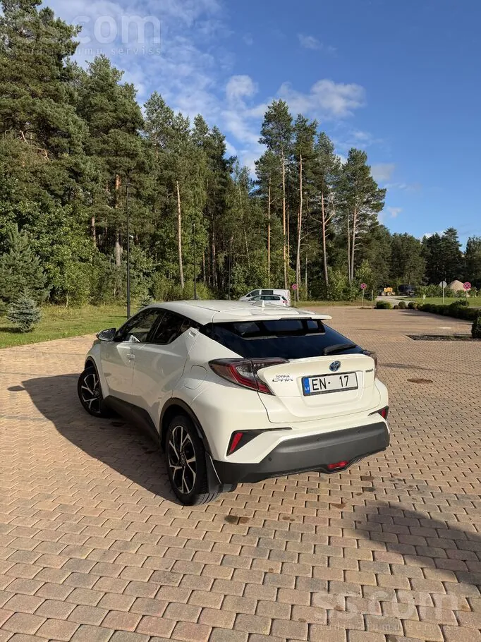 Toyota C-Hr 2019 photo 4