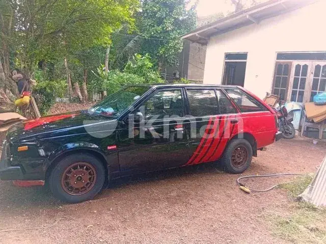 Nissan Sunny 1984 photo 4