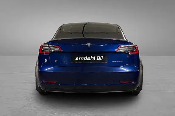 Tesla Model 3 2022 photo 5
