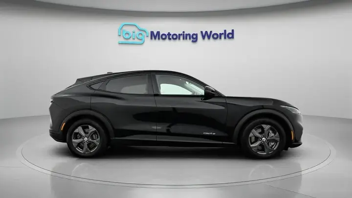 Ford Mustang Mach-E 2022 photo 5