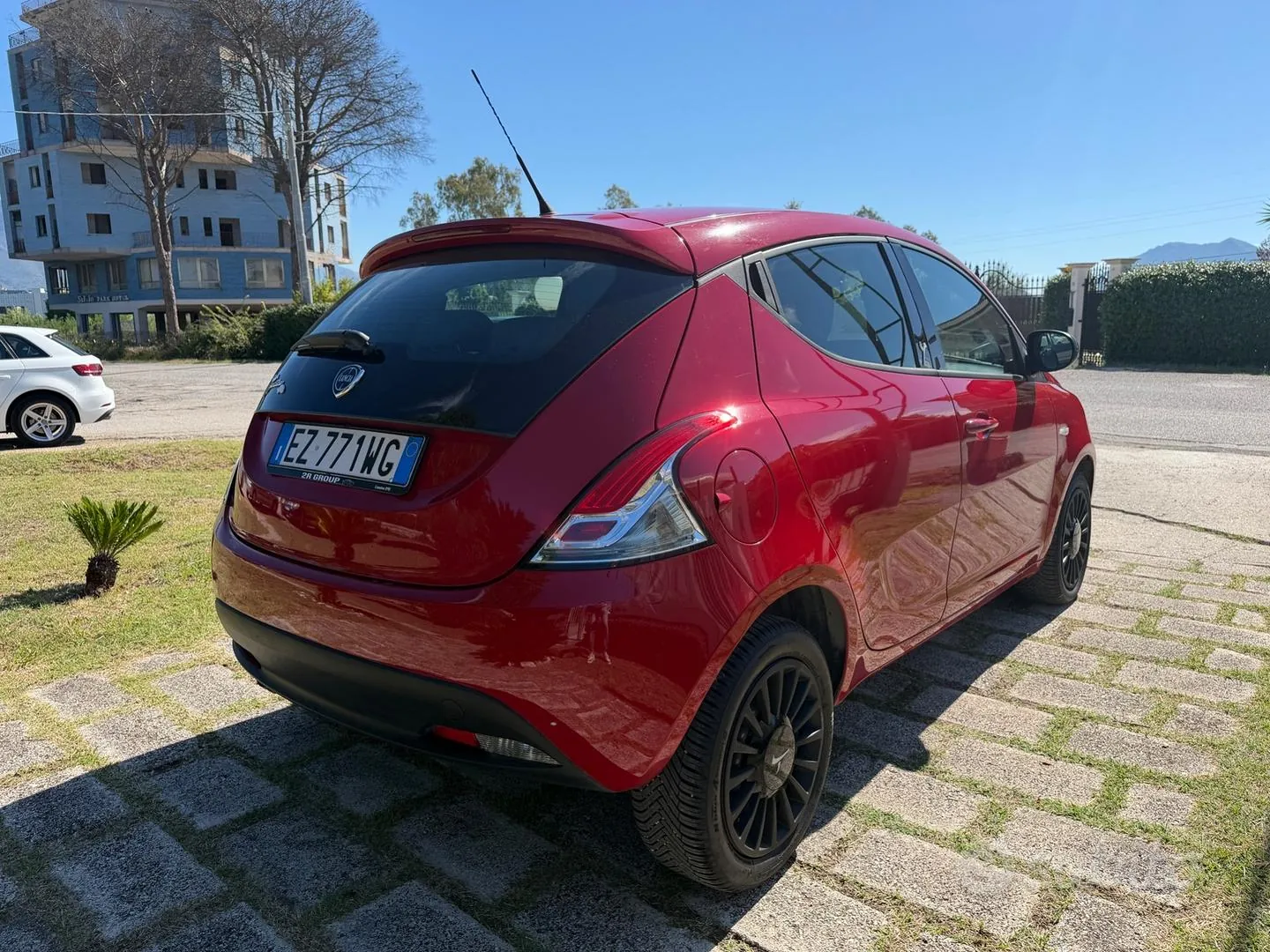 Lancia Ypsilon 2015 photo 4