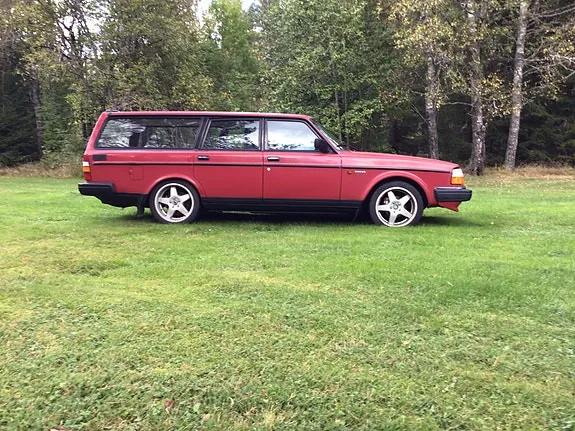 Volvo 240 1988 photo 2