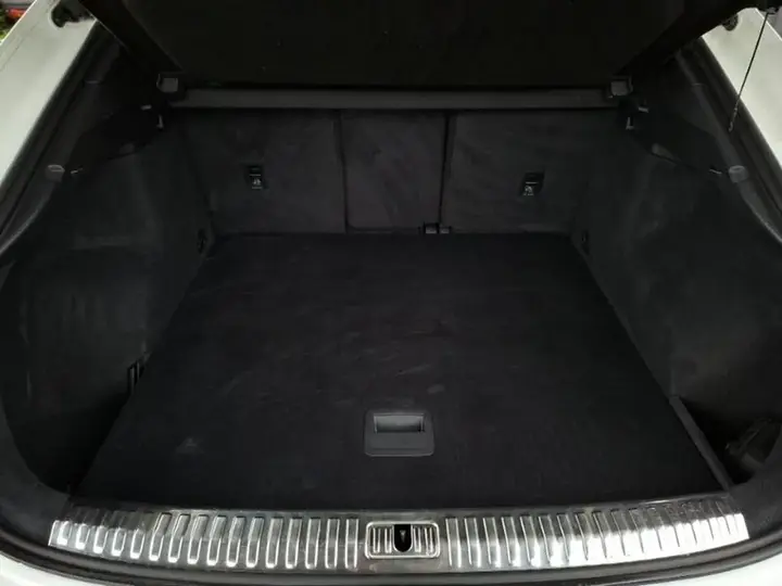 Audi Q3 2020 photo 5