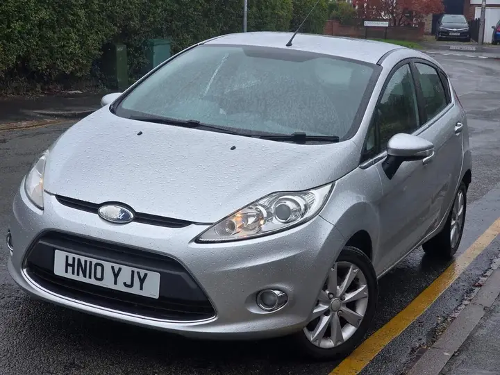 Ford Fiesta 2010 photo 5