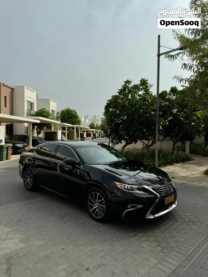Lexus Es 350 2017 photo 2