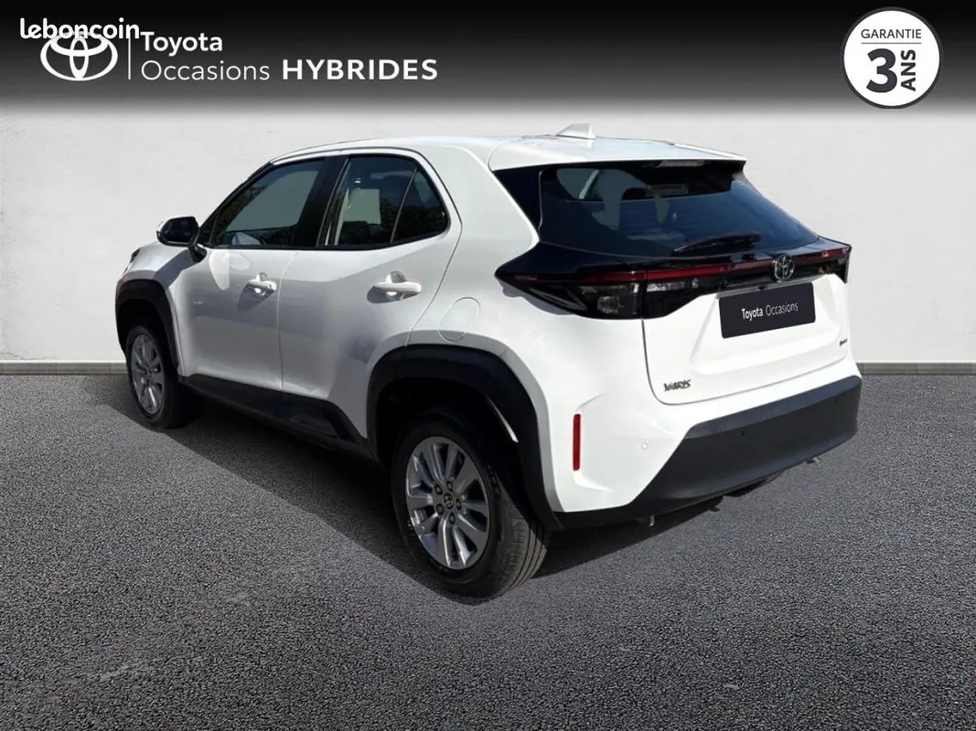 Toyota Yaris Cross 2024 photo 2