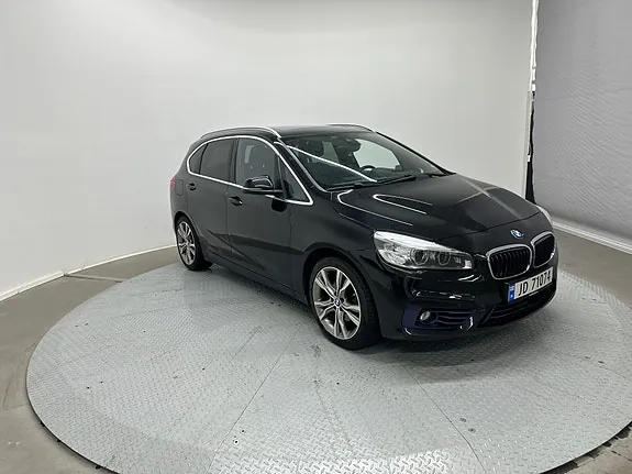 BMW 218D 2015 photo 3
