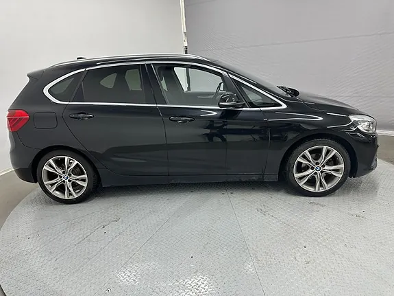 BMW 218D 2015 photo 4