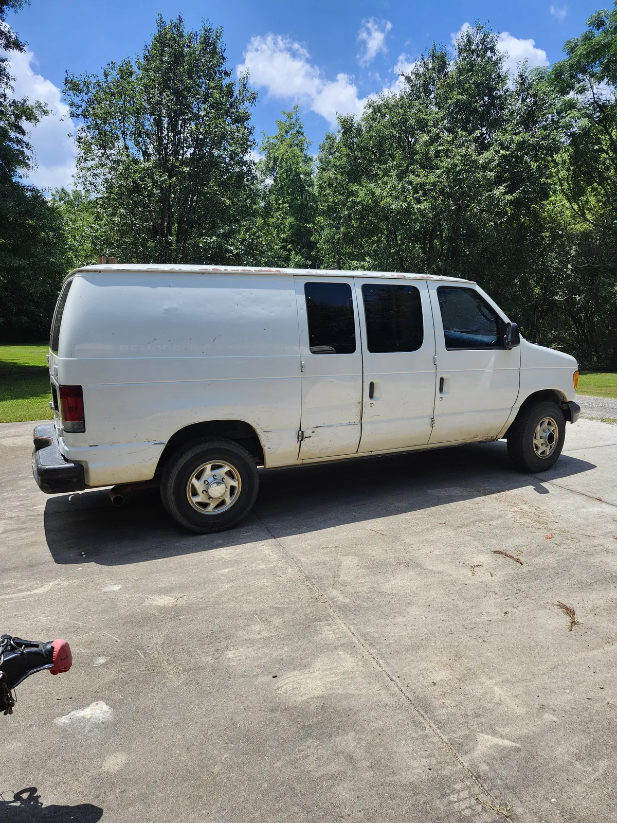 Ford E-250