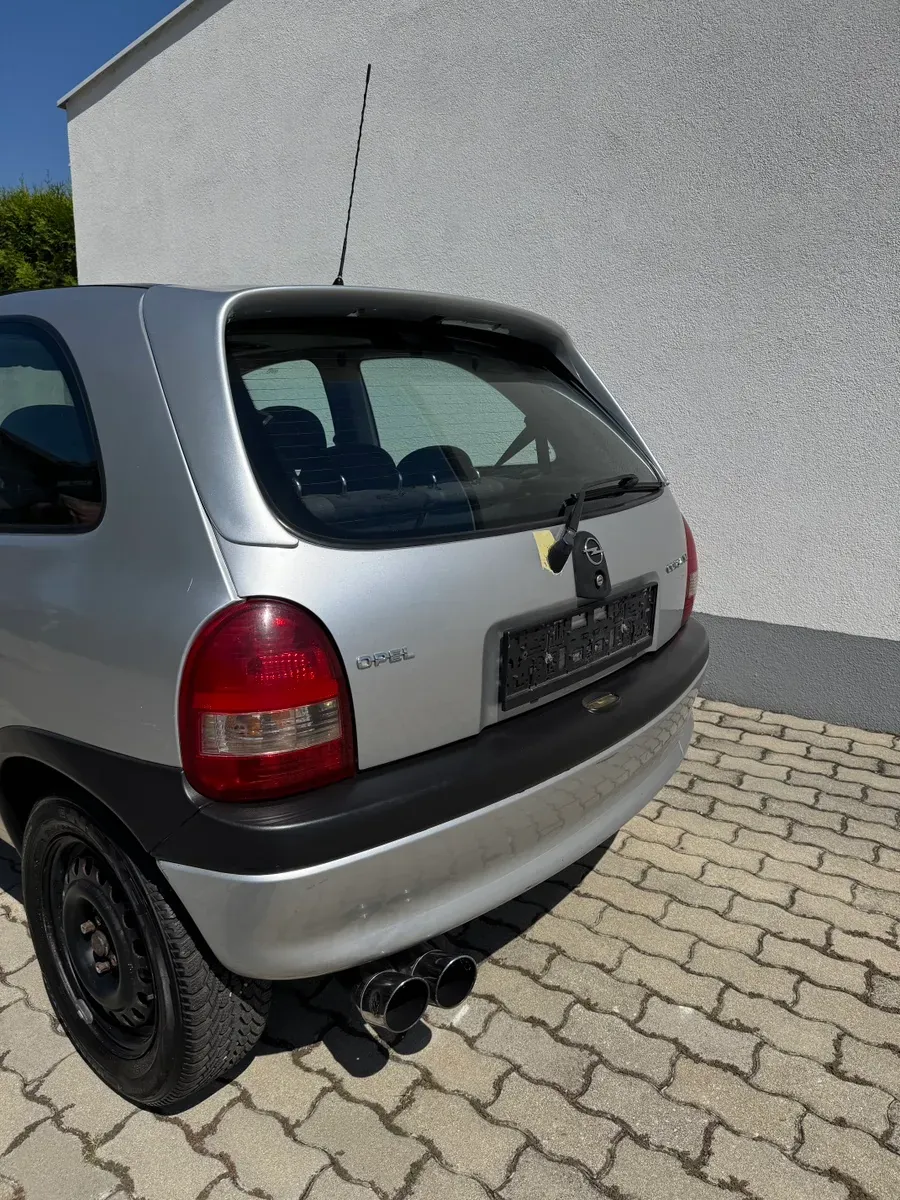 Opel Corsa 1997 photo 3