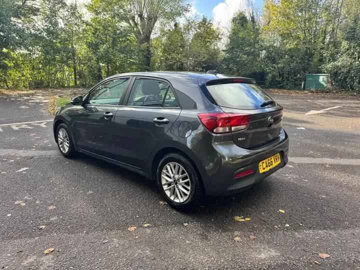 Kia Rio 2017 photo 3